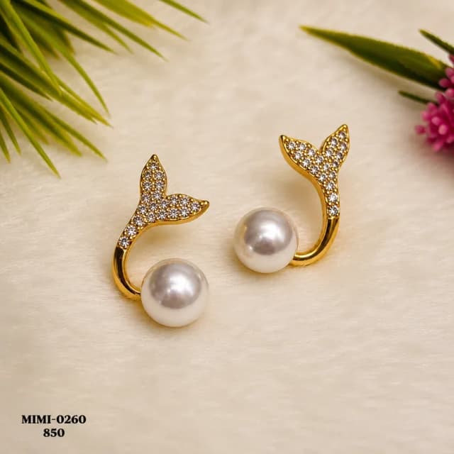 Leaf Triangle Earrings