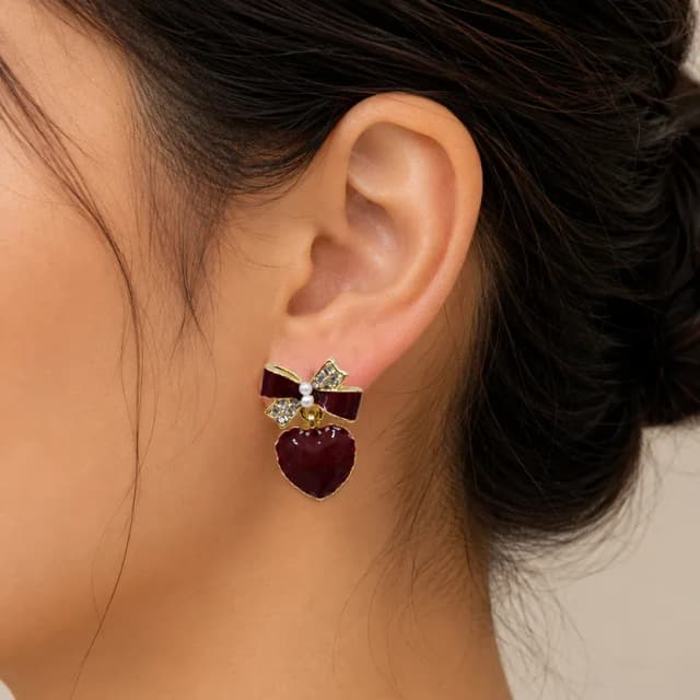 Res Heart Bow Earrings